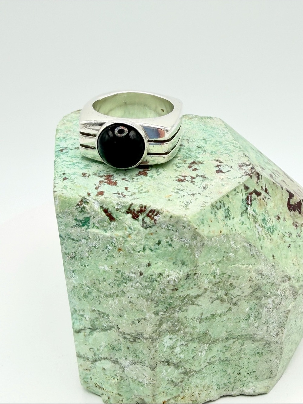 Silpada Rare 🦄 Chunky Heavy Square Sterling Silver w/Round Onyx Cabochon Ring